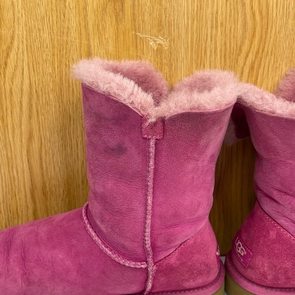 Ugg Boots Bailey Button Breast Cancer - Picture 10 of 10